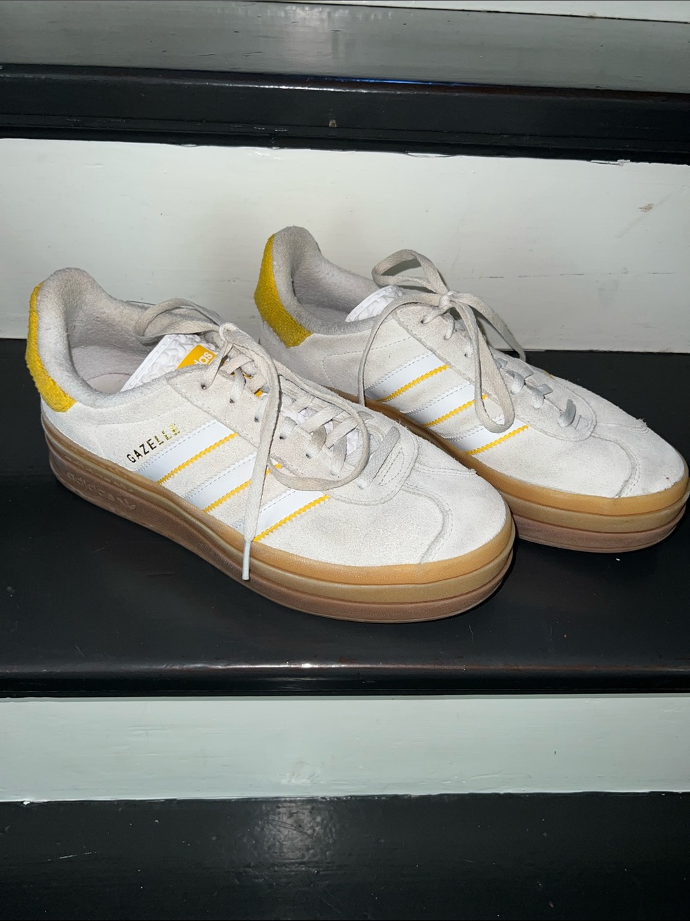 adidas Gazelle Low-Top Sneakers in White & Yellow with Gum Sole